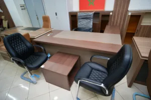 Bureau de Direction avec Retour et Caisson Mobilité Marron D200, Design Moderne et Pratique, Ref MKB