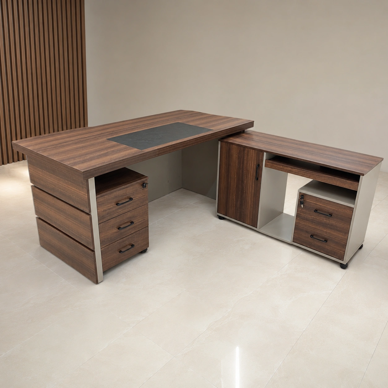 bureau-executif-bois-noyer-retour-mobile